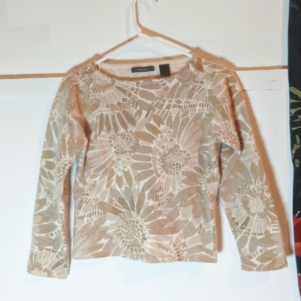 Vintage Lamb Wool Angora Cropped Sweater Beige Sunflower Floral